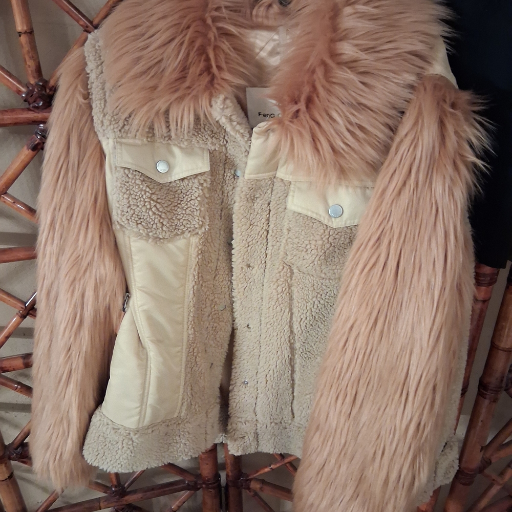 UGG Women's Teddy Jacket - Cream and Tan